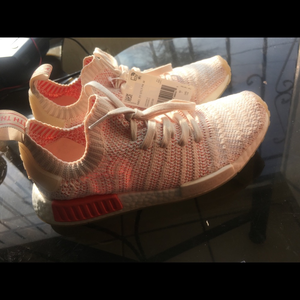Adidas NMD R1 - Picture 3 of 8